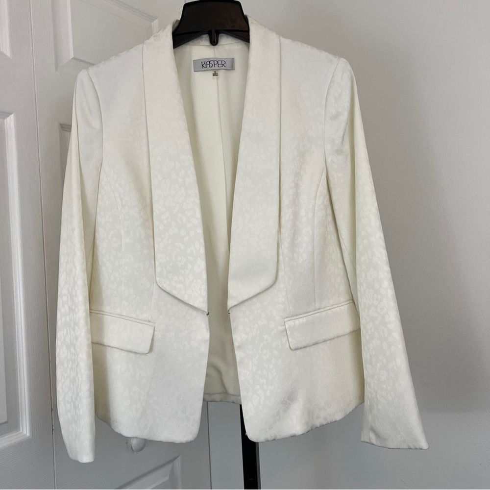 Kasper Size 10 Ivory Single Breasted Shawl Long Sleeve Jacket Blazer Lined
